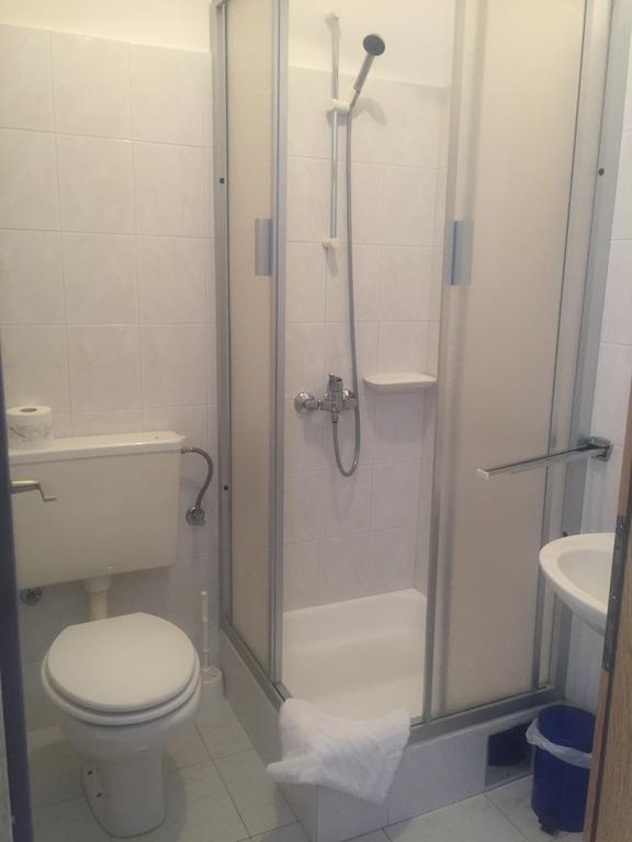 Studio Apartmani Topic Omiš Buitenkant foto